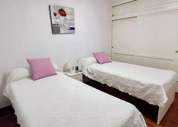 Salitre, Cerca Del Mar Puerto del Carmen (Lanzarote)